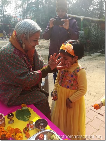 Basant Panchmi celebrations at Mothercare School Lucknow (11)