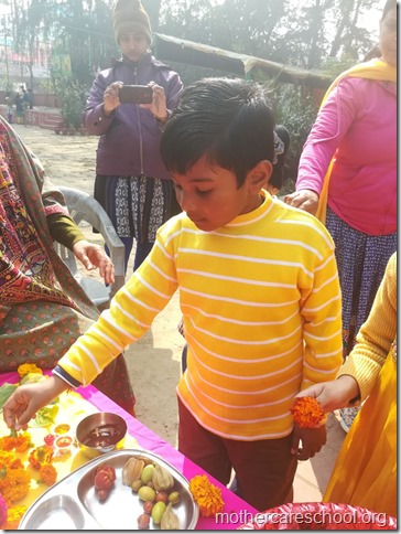 Basant Panchmi celebrations at Mothercare School Lucknow (13)