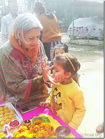 Basant Panchmi celebrations at Mothercare School Lucknow (2)