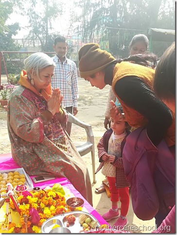 Basant Panchmi celebrations at Mothercare School Lucknow (3)