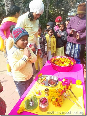 Basant Panchmi celebrations at Mothercare School Lucknow (8)