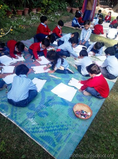 children doing art at best playschool  in lucknow (7)