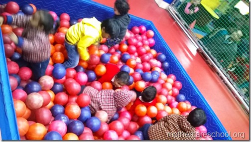 Children visit Regional Science Center Lucknow (2)