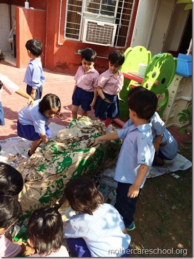 Mothercare children making Govardhan Parvat (6)