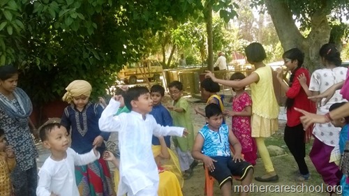 Baisakhi celebrations at Mothercare Lucknow (6)