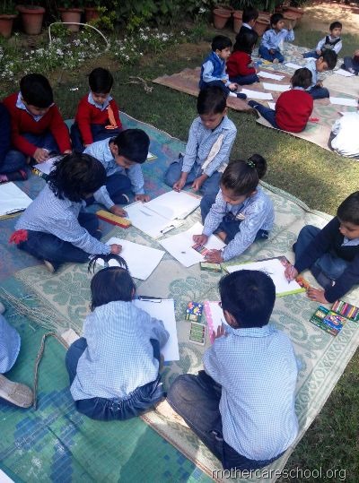 children doing art at best playschool  in lucknow (3)