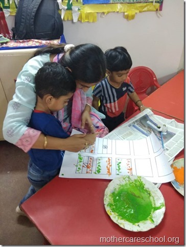 Children making national flag (2)