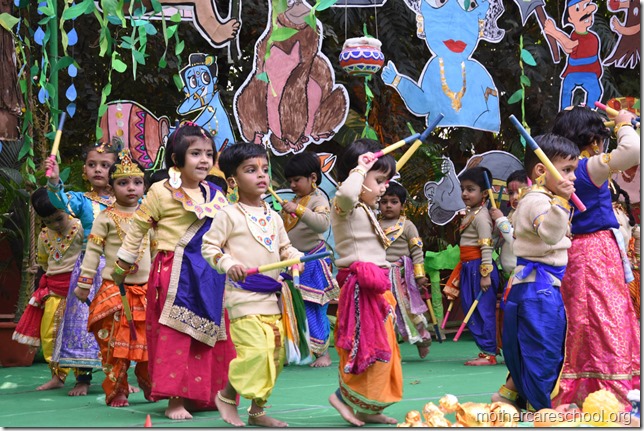 Demonstration to Parents of dramatisation as learning tool for their kids (6)