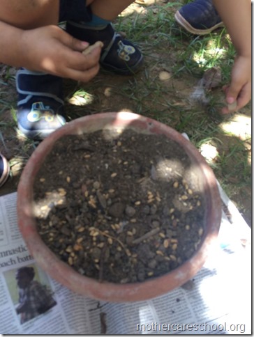 Earth Day Nursery kids learning to sow (2)