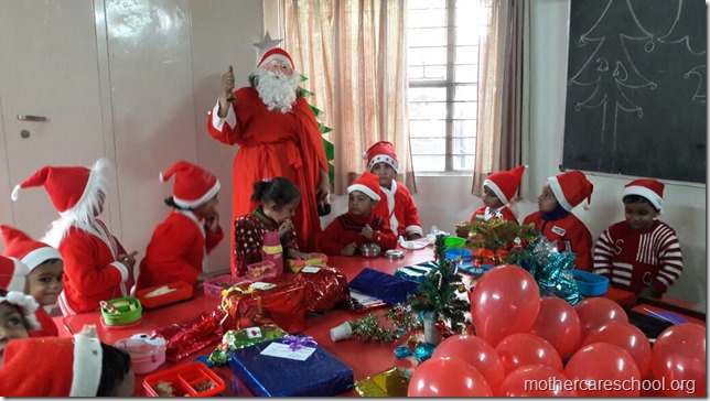 FASCINATION WITH SANTA IS UNENDING.   ALL THE SHAPES SEEN IN 3D. All the colours learnt.