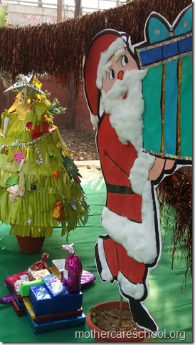 Handwork bonaza ofChristmas trees by the kids and teach (8)