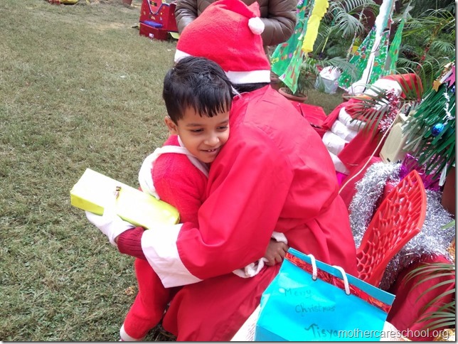 hey..santa has got us candy's too (5)