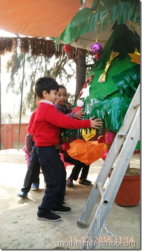 Little children preparing for Christmas (2)