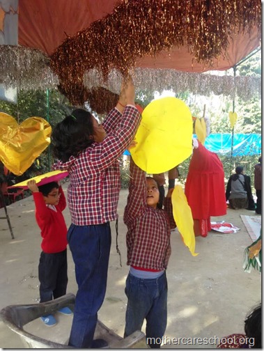 Little children preparing for Christmas (3)