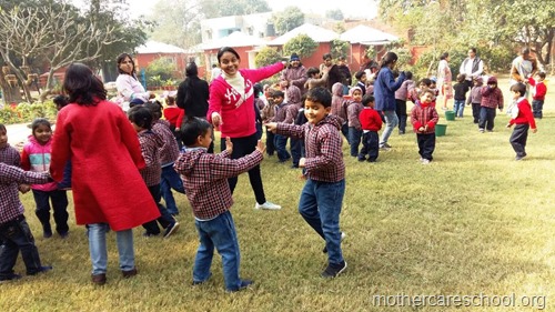 Lohri at Mothercare School Lucknow (3)