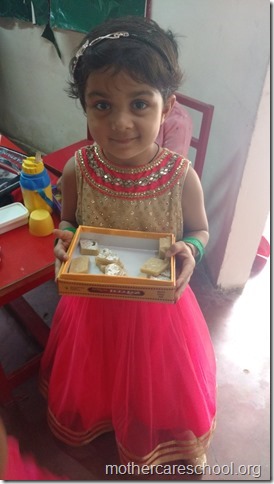 MIshti khaavo