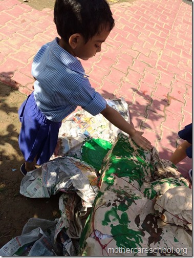 Mothercare children making Govardhan Parvat (4)