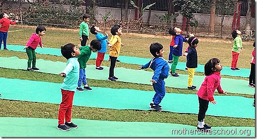 Mothercare Kids doing Yoga at Sportsfest