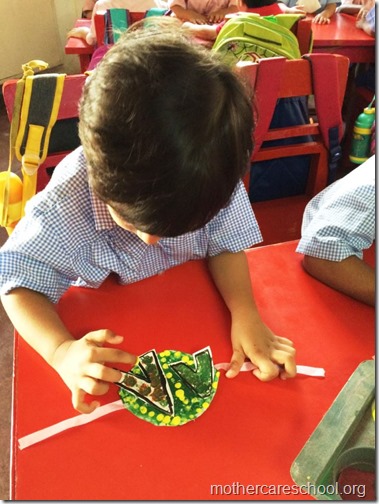 Mothercare Lucknow children making Rakhis (4)