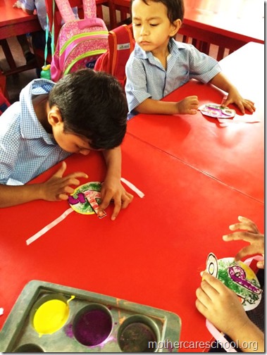 Mothercare Lucknow children making Rakhis (7)