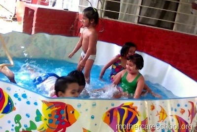mothercare school, daycare children  (3) (400x269)