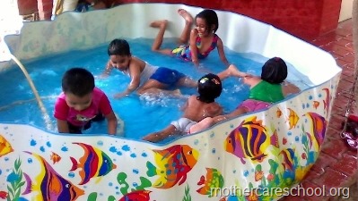 mothercare school, daycare children  (4) (400x300)