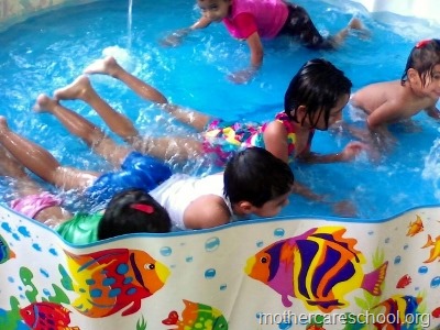 mothercare school, daycare children  (5) (400x300)