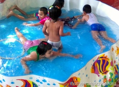 mothercare school, daycare children  (7) (400x292)