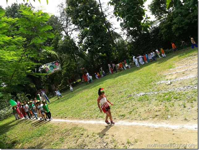 Mothercare School March past (2)