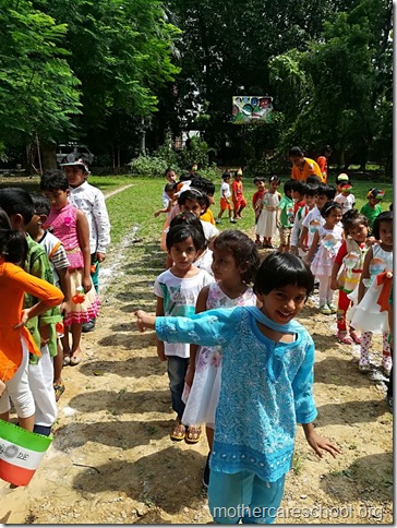 Mothercare School March past (7)