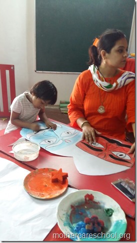 Not to be missed. Ravan heads all ten of them deligently being worked upon by Mothercare kids (3)