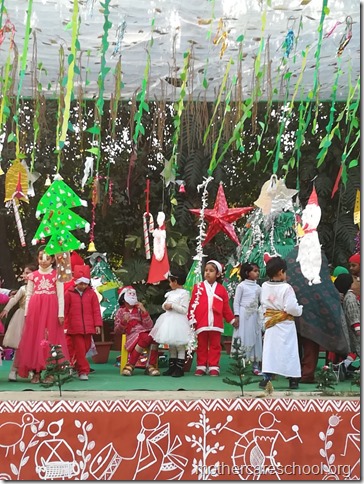 The nativity scene (6)