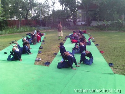 yoga by kids (1)